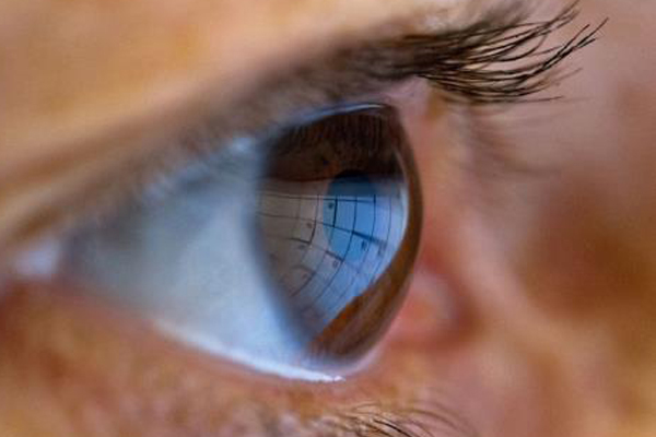 علاج العمى الناجم عن تنكس المشيمية ممكن
