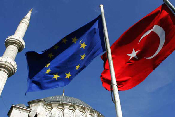 شكوك حول عقد القمة الأوروبية ـ التركية