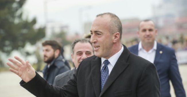 رئيس وزراء كوسوفو يأمر بفتح تحقيق في ترحيل أنصار لغولن