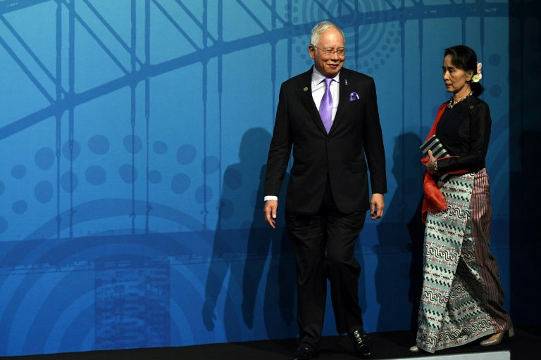 رئيس الوزراء الماليزي يحل البرلمان تمهيدا للانتخابات التشريعية