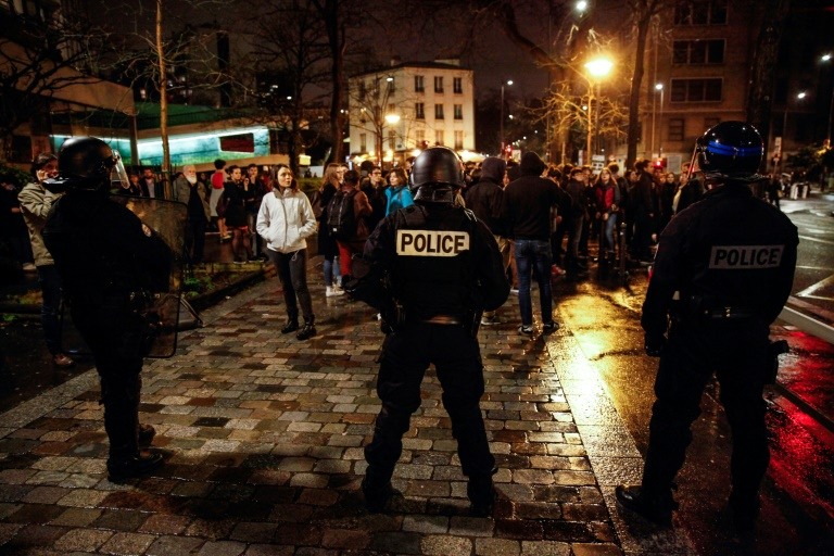 الشرطة الفرنسية تفرق احتجاجًا طلابيًا في جامعة السوربون