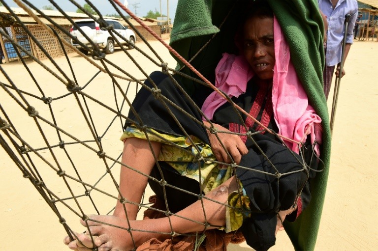 بورما تعد بإعادة اللاجئين الروهينغا قريبًا