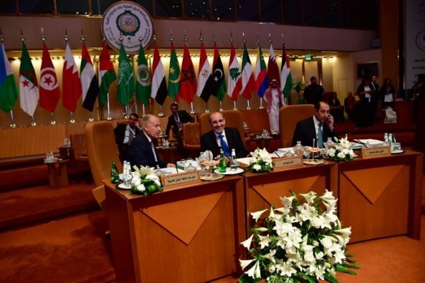 بدء أعمال القمة العربية في الظهران