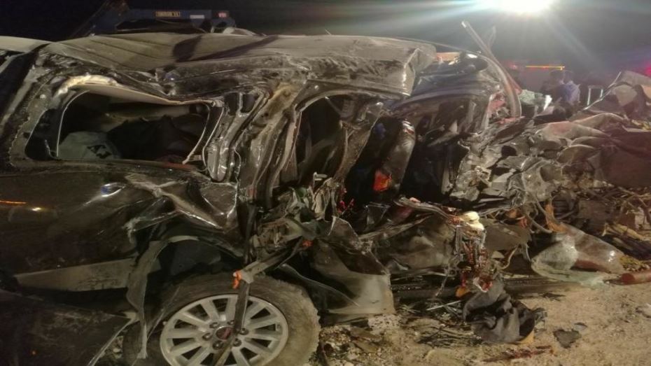 مصرع نائب أردني وزوجته وثلاثة من أبنائه في حادث سير بجنوب عمّان