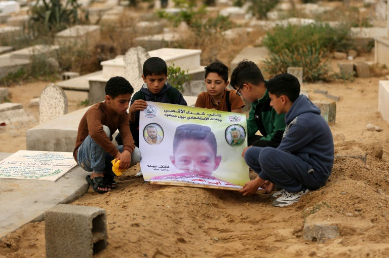 عائلة فتى فلسطيني قتل بشمال غزة تطالب بمحاكمة نتانياهو