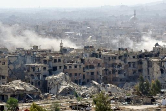 مقتل عائلة بقصف قوات النظام السوري لمخيم اليرموك
