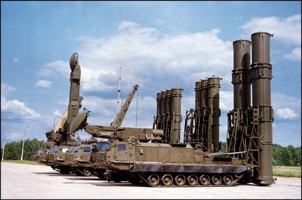 إسرائيل: سنُدمّر منظومة اس-300 في حال استخدامها في سوريا