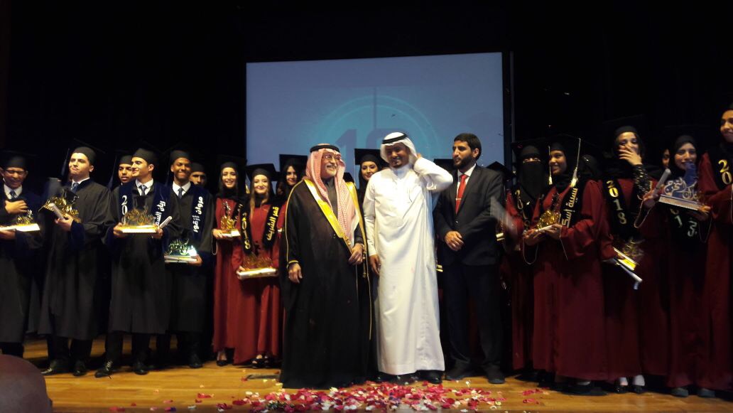 سفير الرياض بالمغرب يترأس حفل تخرج الدفعة 23 بالمدرسة السعودية