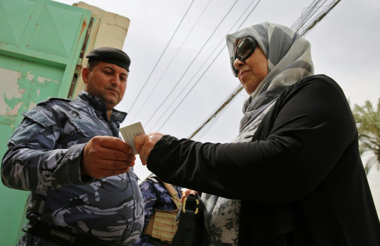 العراقيون يرون في الانتخابات فرصة لاختيار وجوه جديدة
