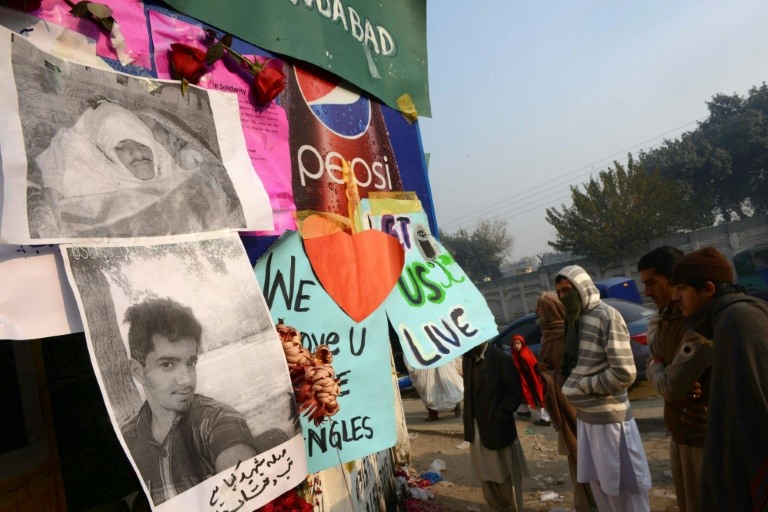 القضاء الباكستاني يأمر بالتحقيق باعتداء استهدف مدرسة في 2014