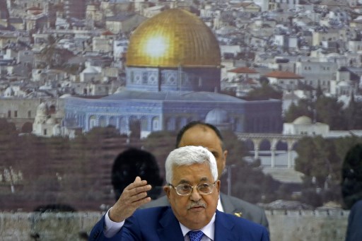 مسؤول فلسطيني: عباس باق في المستشفى حتى الاثنين على الاقل