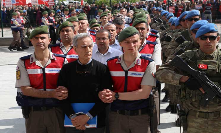 السجن المؤبد لأكثر من 100 عسكري في محاولة الانقلاب في تركيا