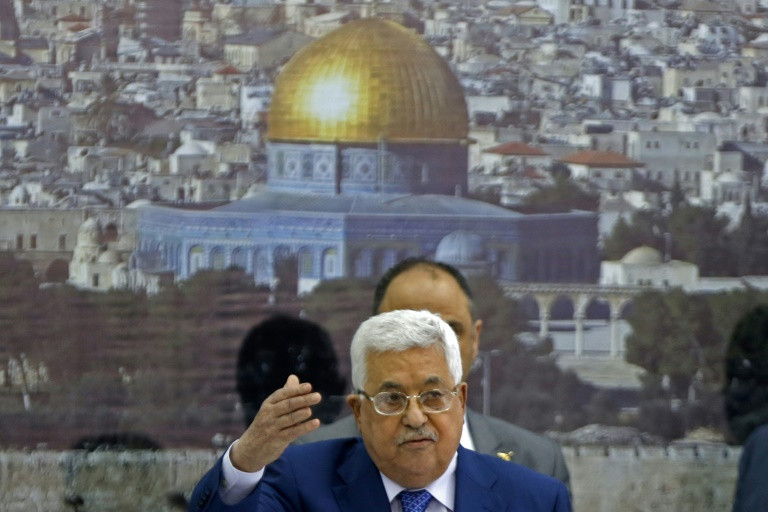 الرئيس الفلسطيني محمود عباس غادر المستشفى