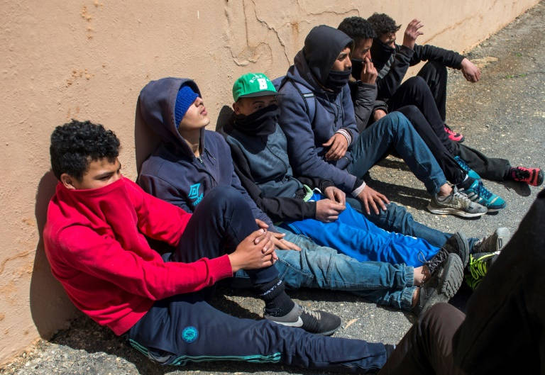 إنقاذ 217 مهاجرًا في يوم واحد قبالة إسبانيا