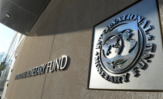 صندوق النقد الدولي يدعو السعودية للاحجام عن الانفاق مع زيادة العجز