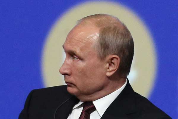 بوتين يلمّح إلى احتمال بقائه في السلطة بعد 2024