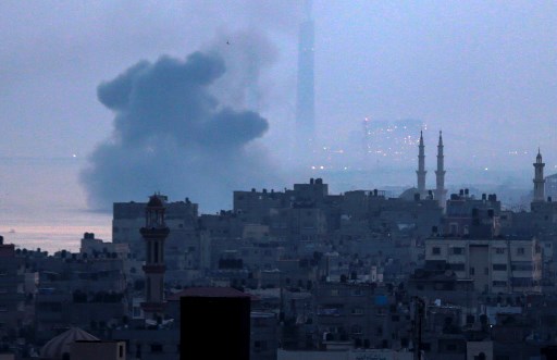 الجيش الاسرائيلي يقصف 12 موقعا لحماس في قطاع غزة