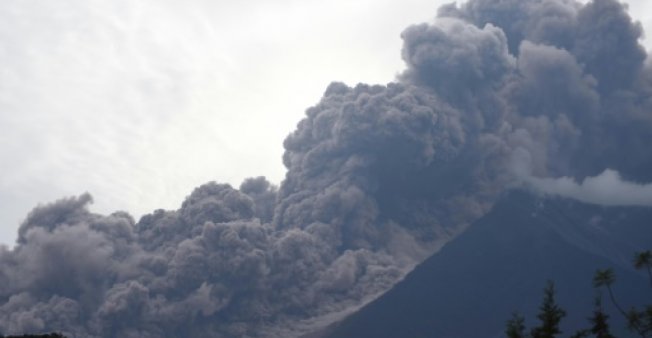 حوالى 200 مفقود إثر ثوران بركان في غواتيمالا