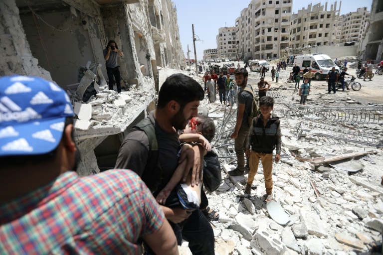 مقتل 18 مدنيا في غارات جوية في شمال غرب سوريا