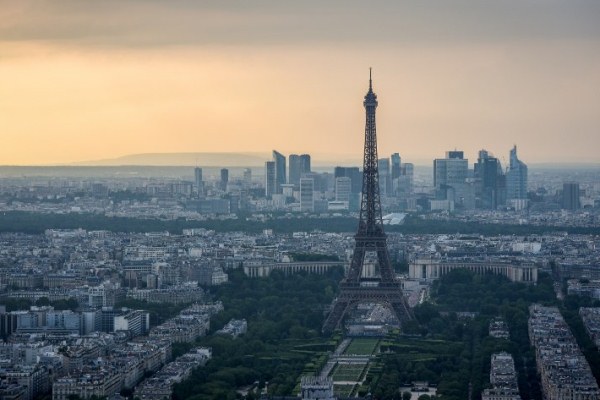باريس تتقدم على لندن في جذب الاستثمارات الأجنبية