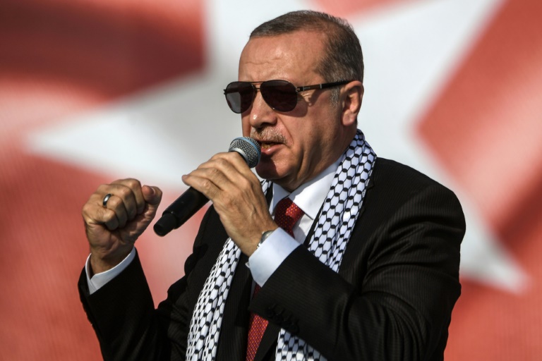 إردوغان ينتقد بشدة قرار النمسا إغلاق مساجد