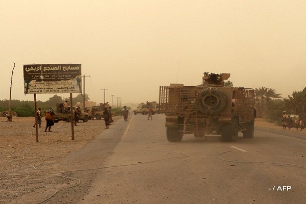 الشرعية اليمنية تسيطر على مدخل مطار الحديدة