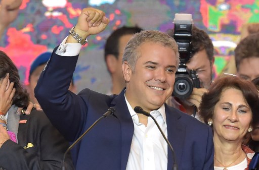 فوز اليميني المتشدد إيفان دوكي بالانتخابات الرئاسية في كولومبيا