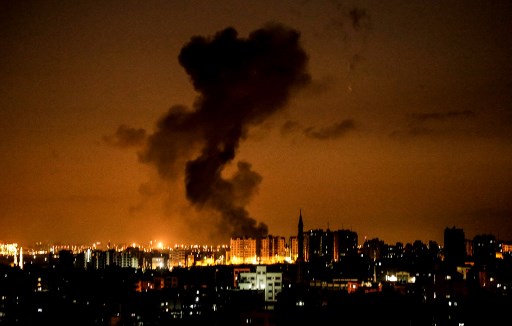 غارات اسرائيلية على تسعة أهداف لحماس في قطاع غزة