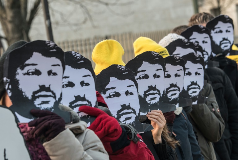 محكمة تركية تأمر بمواصلة احتجاز مدير منظمة العفو