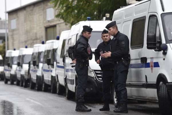 فرنسا: توجيه التهمة إلى أشخاص خططوا لشن هجمات ضد مسلمين