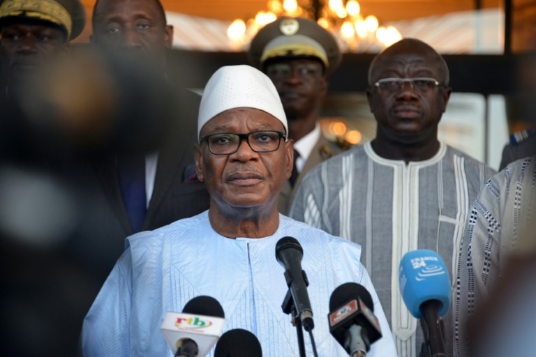 رئيس مالي يتعهد تعقب منفذي الهجوم على مقر قيادة قوة الساحل
