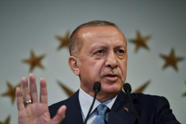 محكمة تركية تأمر باعتقال 12 شخصًا لاتهامهم بإهانة أردوغان