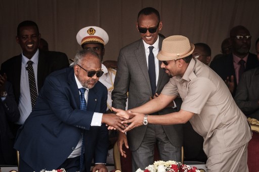 اثيوبيا واريتريا تطبعان علاقاتهما