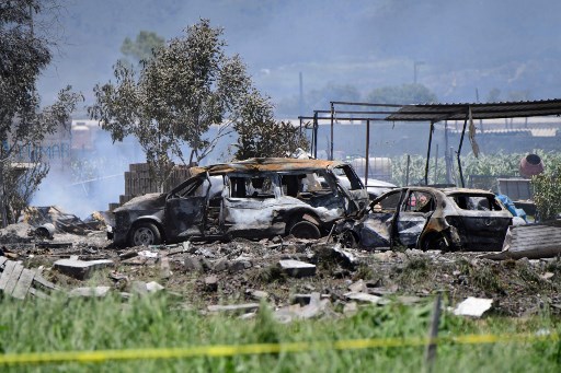 24 قتيلا بانفجارات داخل مستودعات للألعاب النارية في المكسيك