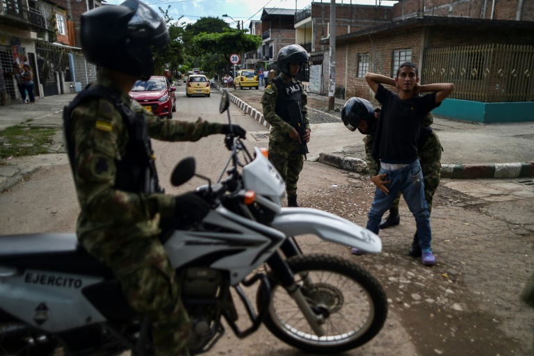 إصابة ثمانية جنود كولومبيين في هجوم لجيش التحرير الوطني