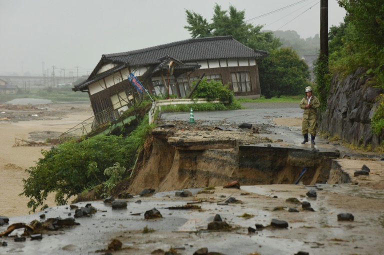 ارتفاع حصيلة الفيضانات في اليابان الى 30 قتيلا