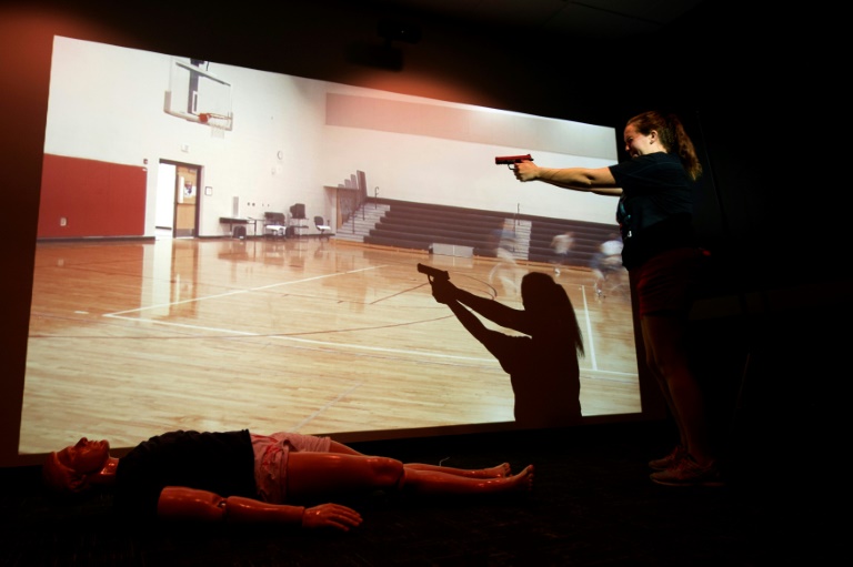 المعلمون الاميركيون يتدربون بتكتم على السلاح في المدارس