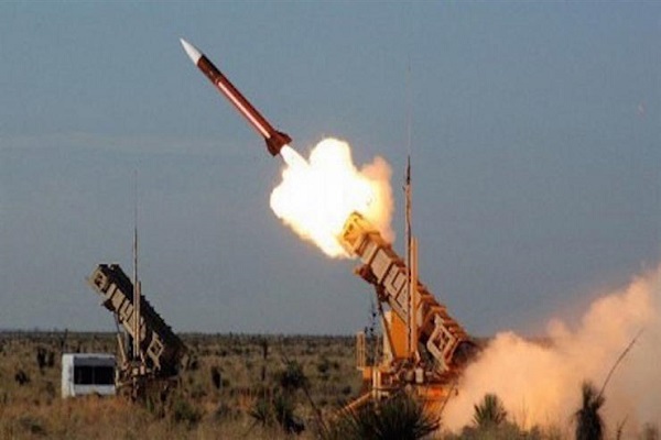 الدفاع السعودي يعترض صاروخًا باليتسيًا أطلق من اليمن