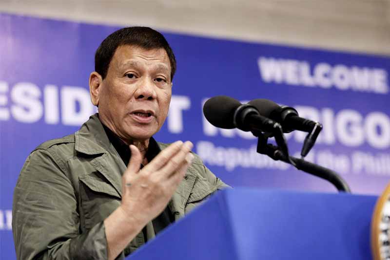 رئيس الفلبين: اثبتوا وجود خالق للكون... فأستقيل