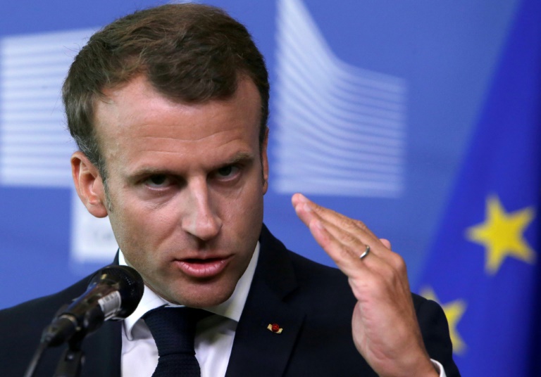 ماكرون: لا سبب لكي تكون علاقة فرنسا مع الإسلام صعبة