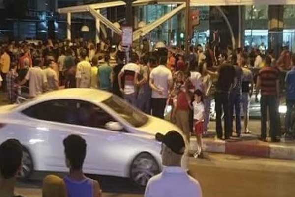 المغرب: سيارة تقتحم مقهى وترعب مواطنين في فاس