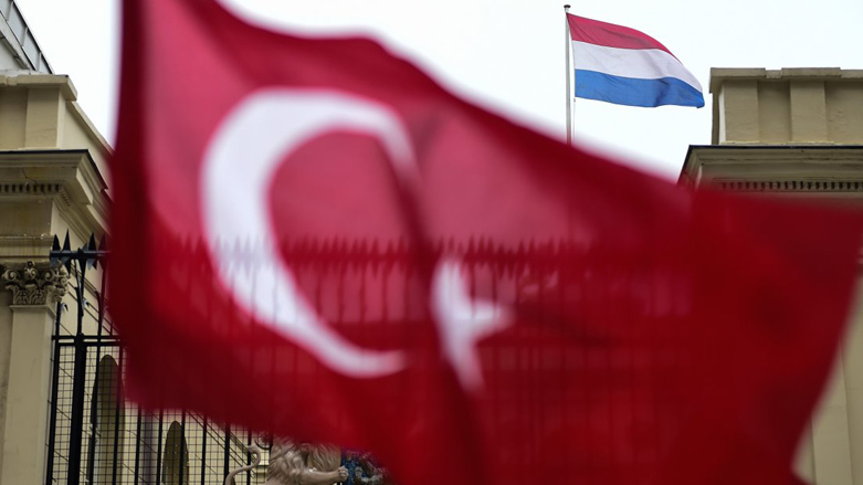 هولندا وتركيا تعلنان استئناف العلاقات الدبلوماسية كاملة بينهما