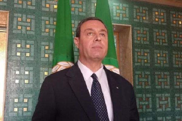 سفير فلسطين في القاهرة: السعودية ومصر تعطلان صفقة القرن