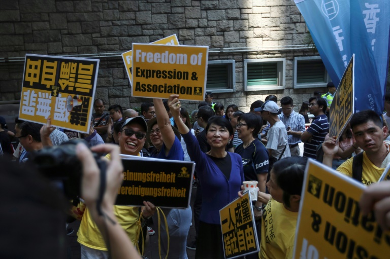 تظاهرات في هونغ كونغ ضد توجّه نحو حظر حزب مؤيد للاستقلال