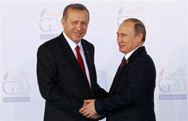 أردوغان سيبحث مع بوتين في قضيتي درعا وإدلب