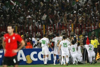 فرحة لاعبي الجزائر في المباراة الفاصلة