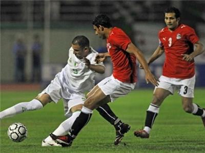جانب من مباراة مصر والجزائر العام الماضي