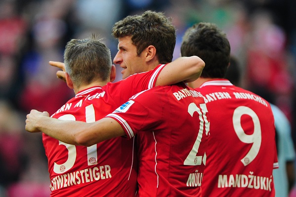 بايرن ميونيخ يستعيد الصدارة