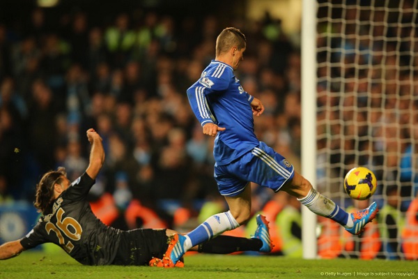 توريس يسجل الهدف القاتل