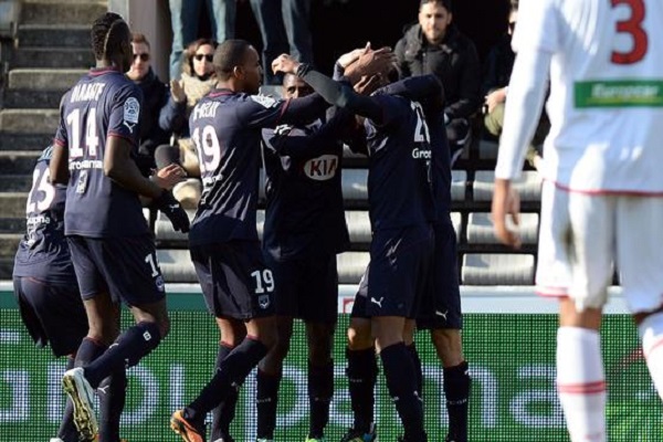 بوردو يستعيد التوازن ويعمق جراح اجاكسيو